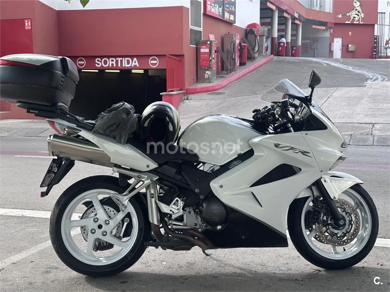 Honda VFR800F 5990 € 2011 Barcelona - 1