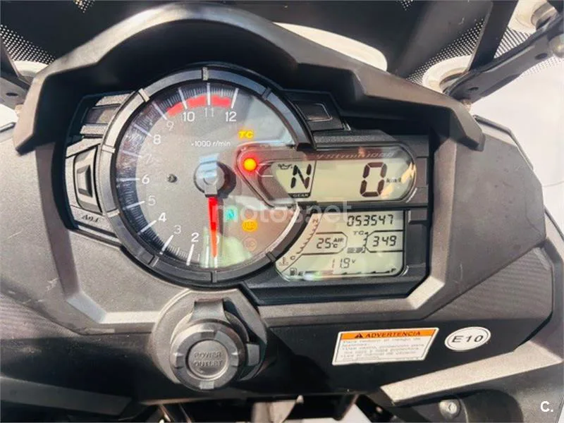 Suzuki V-Strom 1000 - Vista 6