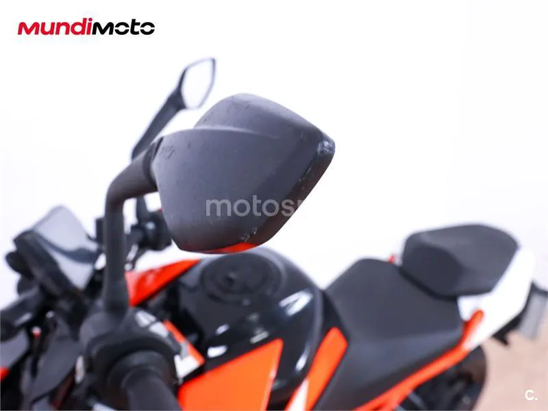 KTM 125 – Vista 19