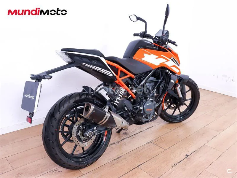 KTM 125 – Vista 3