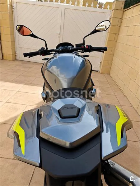 BMW S 1000 R - Vista 4
