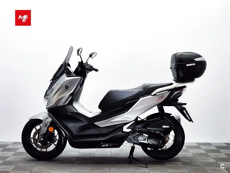 Voge SR1 125 - Vista 16