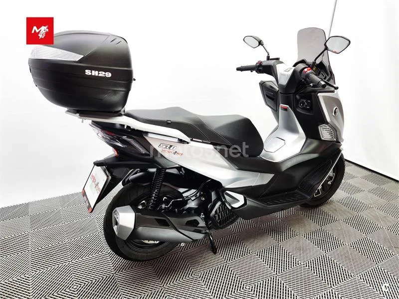 Voge SR1 125 - Vista 4