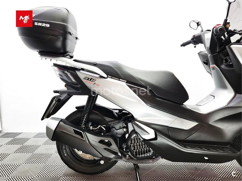 Voge SR1 125 - Vista 7