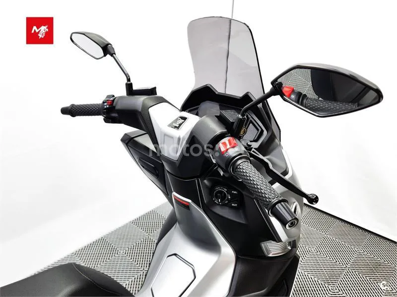 Voge SR1 125 - Vista 8