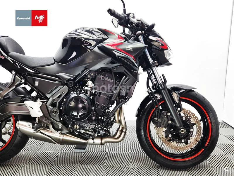 Kawasaki Z650 - Vista 6