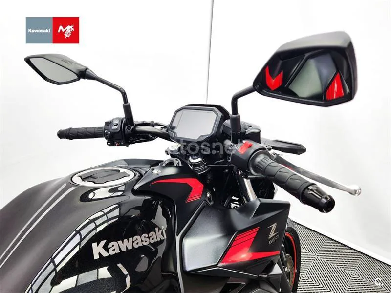 Kawasaki Z650 - Vista 8