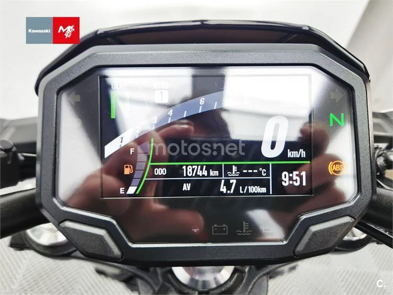 Kawasaki Z650 - Vista 9