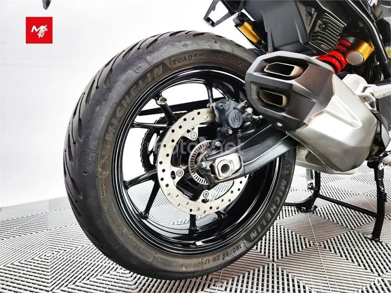 BMW F 900 XR - Vista 13