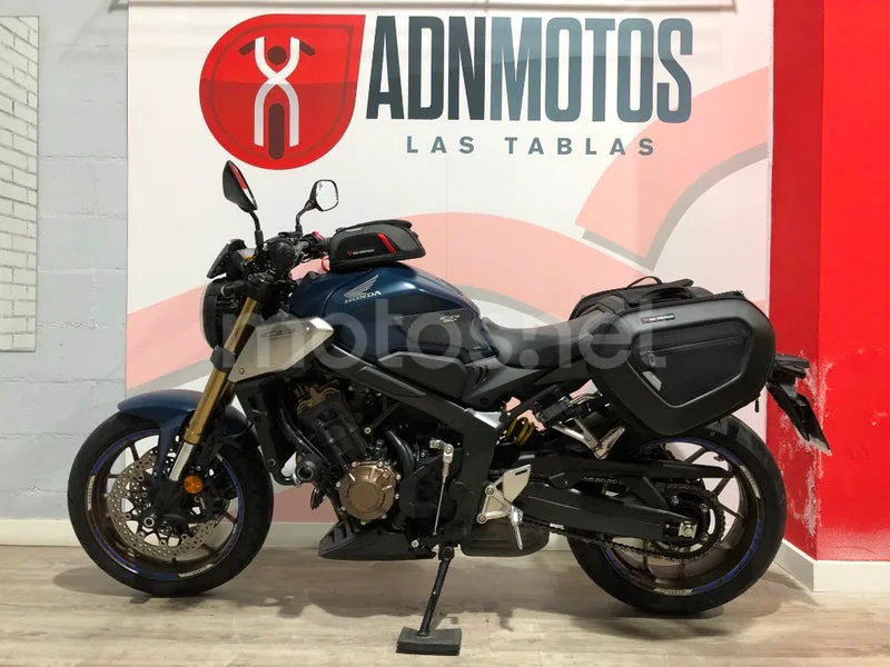 Honda CB650R - Vista 5