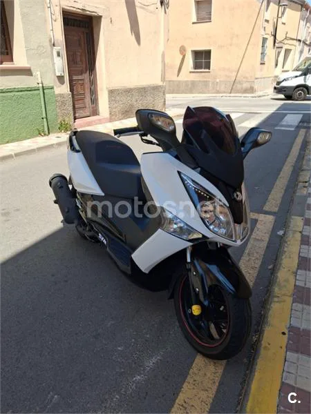 SYM Joymax 300 - Vista 7