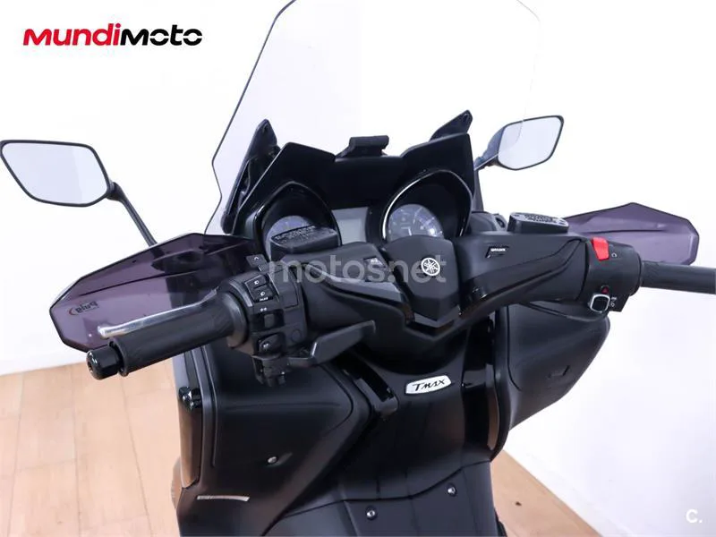 Yamaha TMAX 530 - Vista 11