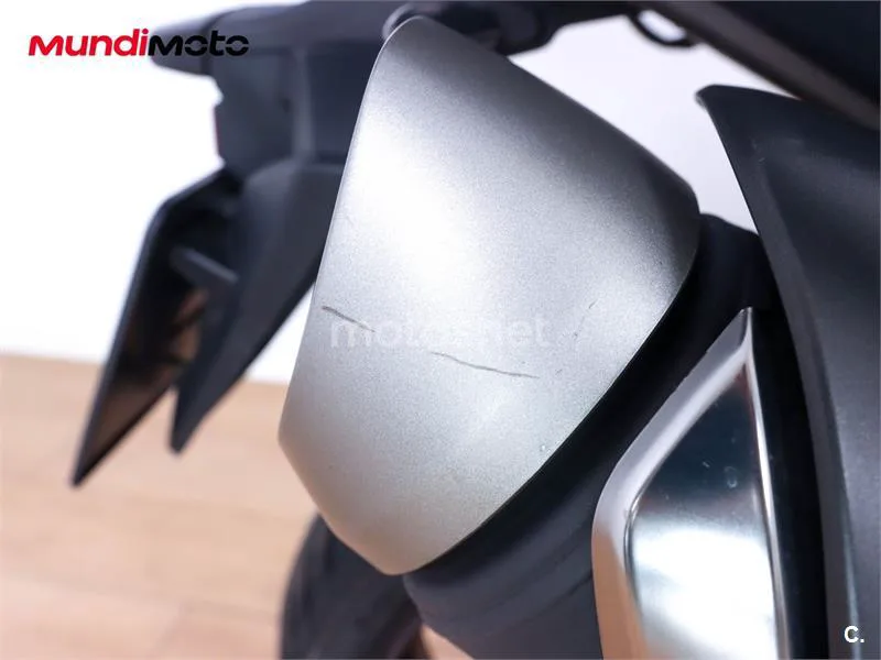 Yamaha TMAX 530 - Vista 20
