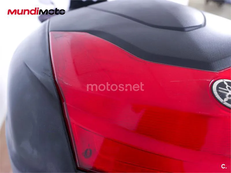 Yamaha TMAX 530 - Vista 25