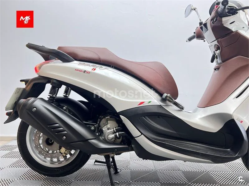 Piaggio Beverly 300 - Vista 4