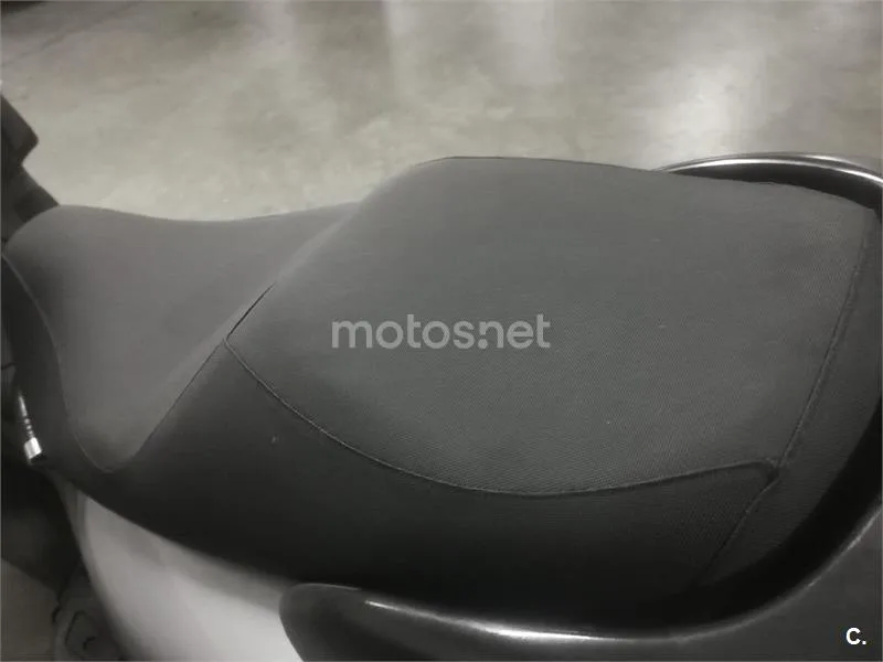 Piaggio X9 125 Evolution – Vista 9