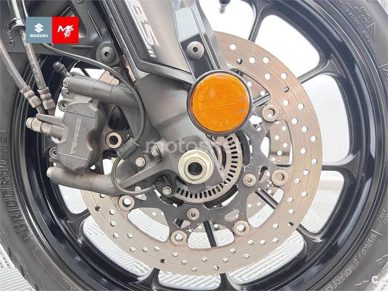 Suzuki V-Strom 1000XT - Vista 6
