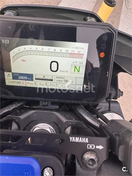 Yamaha MT-09 - Vista 4