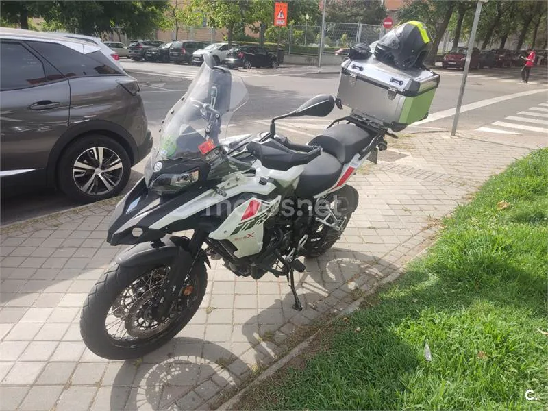 Benelli TRK 502 - Vista 3