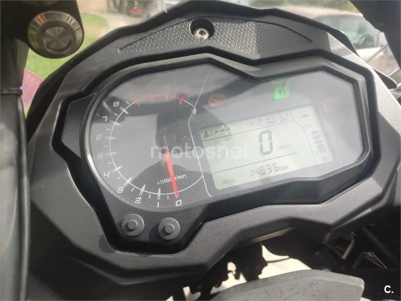 Benelli TRK 502 - Vista 10