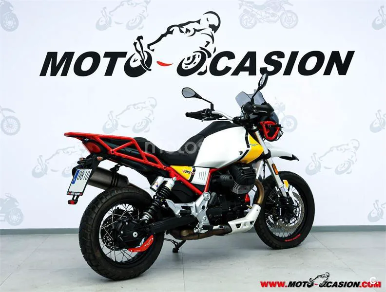 Moto Guzzi V85 TT – Vista 3