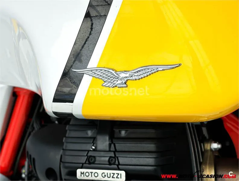 Moto Guzzi V85 TT – Vista 9