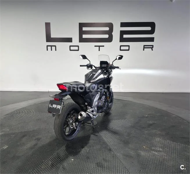 Honda NC750X - Vista 6