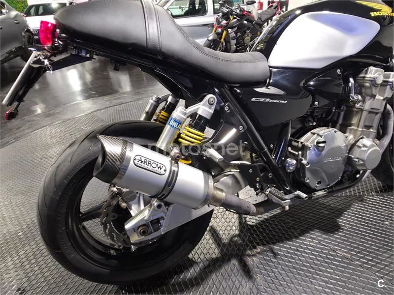 Honda CB1300 - Vista 7
