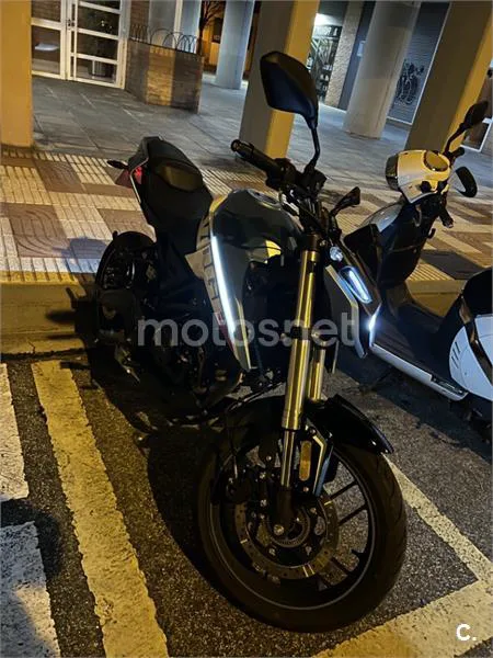 Voge 125R - Vista 8