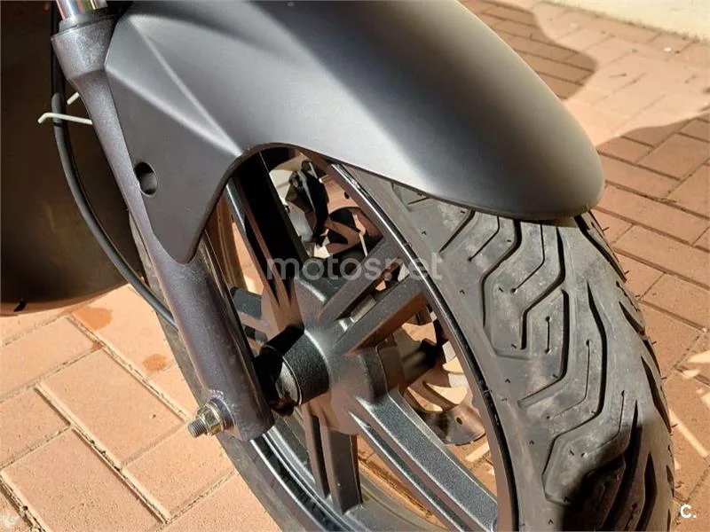Kymco Agility City 125 - Vista 6