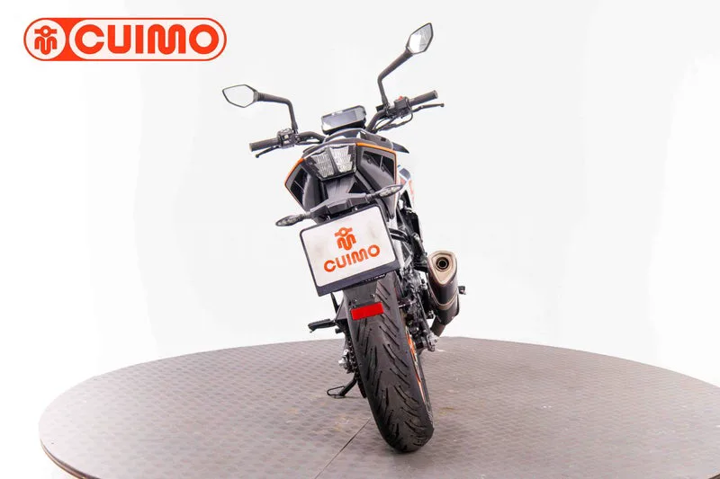 KTM 125 – Vista 5