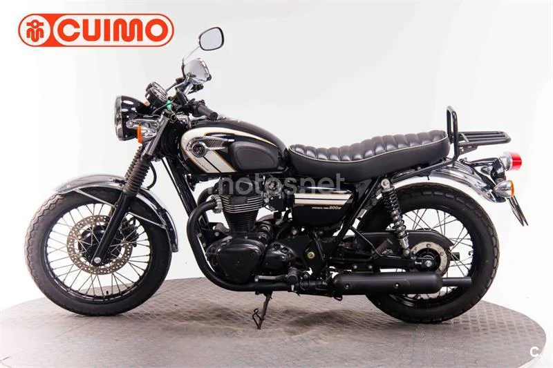 Kawasaki W800 - Vista 8