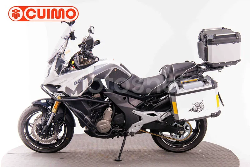 CFMOTO 650MT – Vista 8