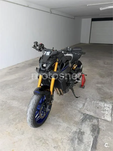 Yamaha MT-09 9800 € 2022 Granada - 1