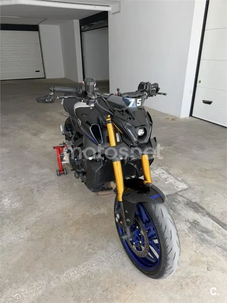 Yamaha MT-09 - Vista 3