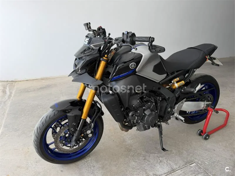 Yamaha MT-09 - Vista 8