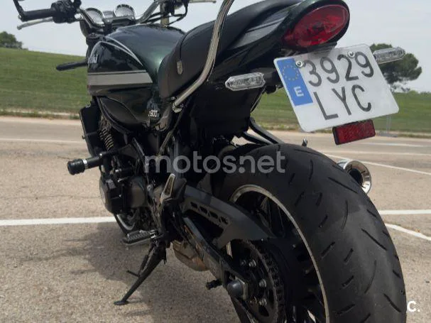 Kawasaki Z900RS - Vista 12