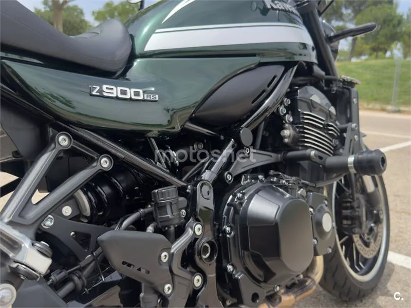Kawasaki Z900RS - Vista 7