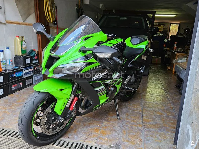 Kawasaki Ninja ZX-10R - Vista 11