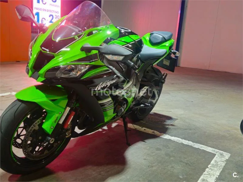 Kawasaki Ninja ZX-10R - Vista 12