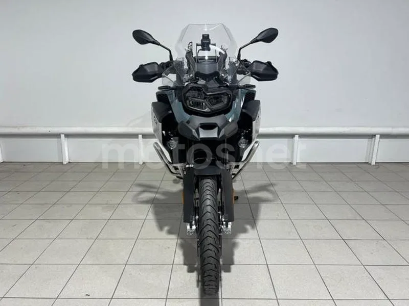 BMW F 900 GS - Vista 3