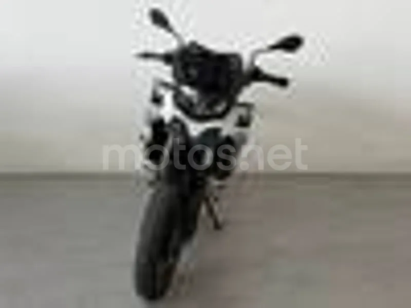 BMW F 750 GS - Vista 3