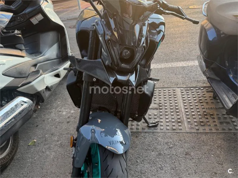 Yamaha MT-09 - Vista 4