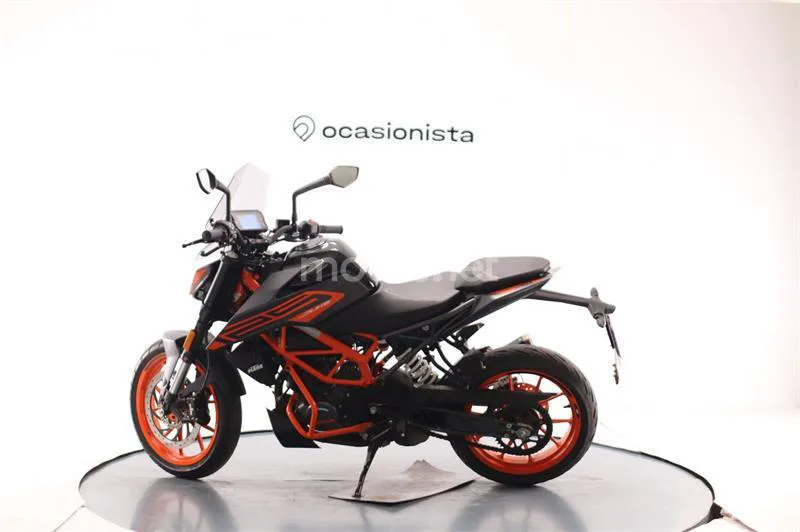 KTM 125 – Vista 4