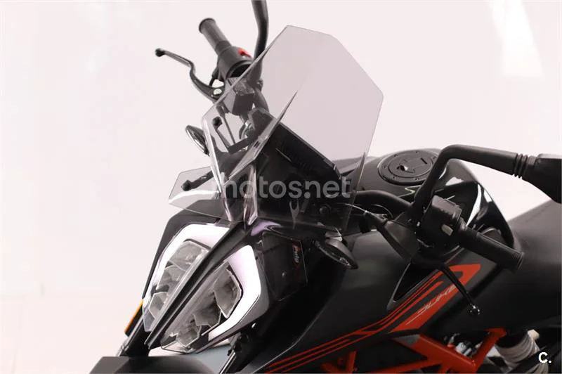 KTM 125 – Vista 9