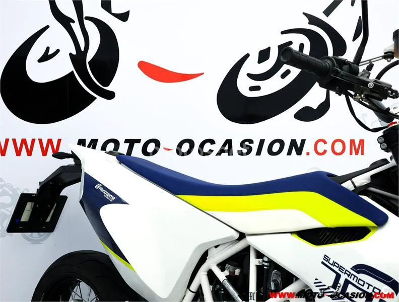 Husqvarna 701 Supermoto – Vista 11