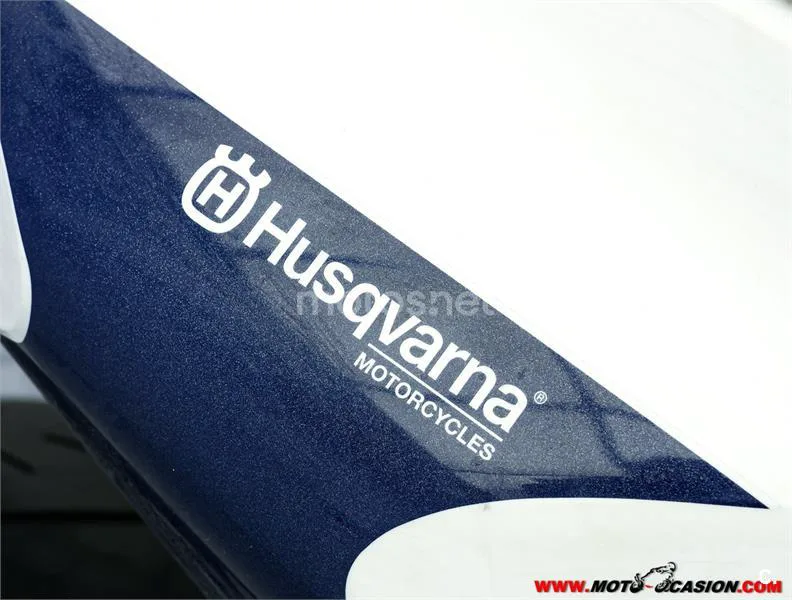 Husqvarna 701 Supermoto – Vista 9