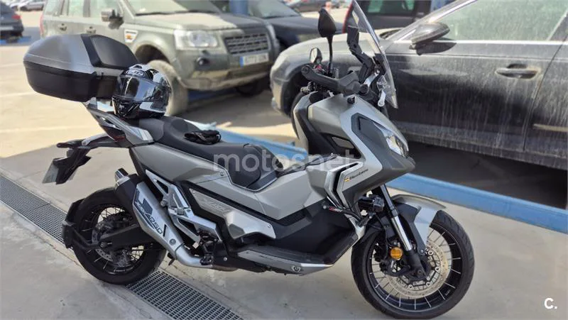 Honda X-ADV - Vista 8