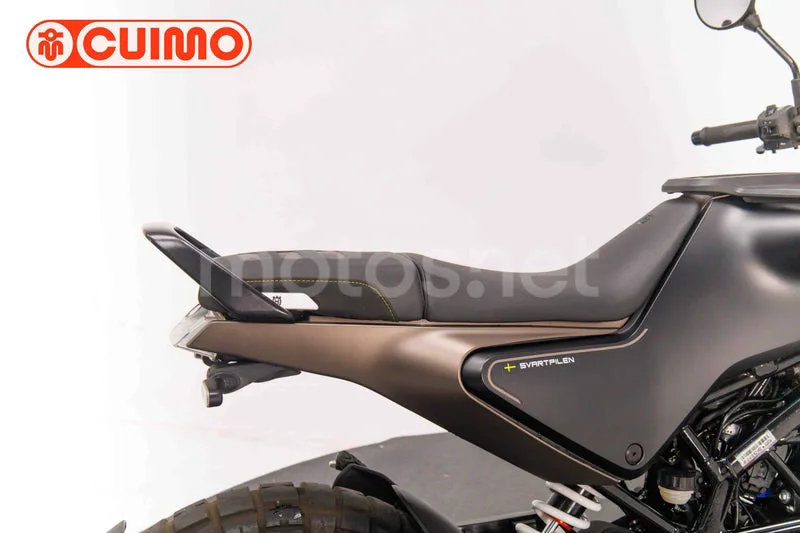Husqvarna Svartpilen 401 - Vista 23