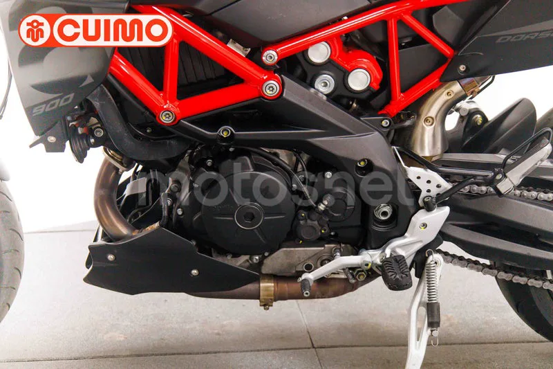 Aprilia Dorsoduro 900 – Vista 24